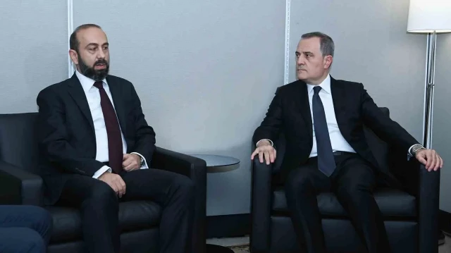 azerbaycan ve ermenistandan new yorkta kritik temas QrpTbAes