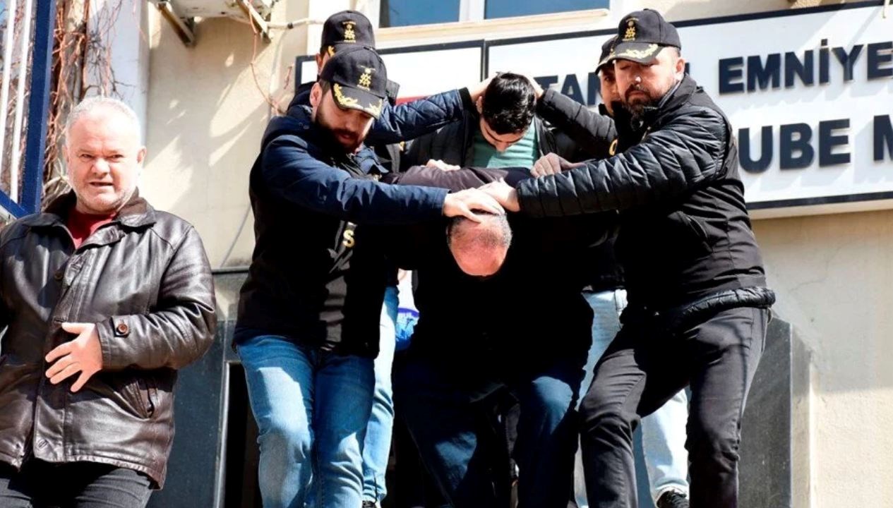 bagcilarda esi ve cocugunu oldurup gomen saniga muebbet hapis cezasi 8xjEkGM4