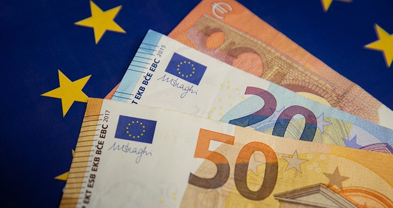 euro bolgesinden 124 milyar euro dis ticaret fazlasi J5kU9cMi