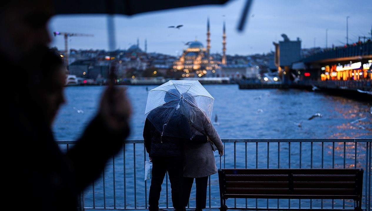 istanbul dahil 17 kente saganak uyarisi xLIlFxyX